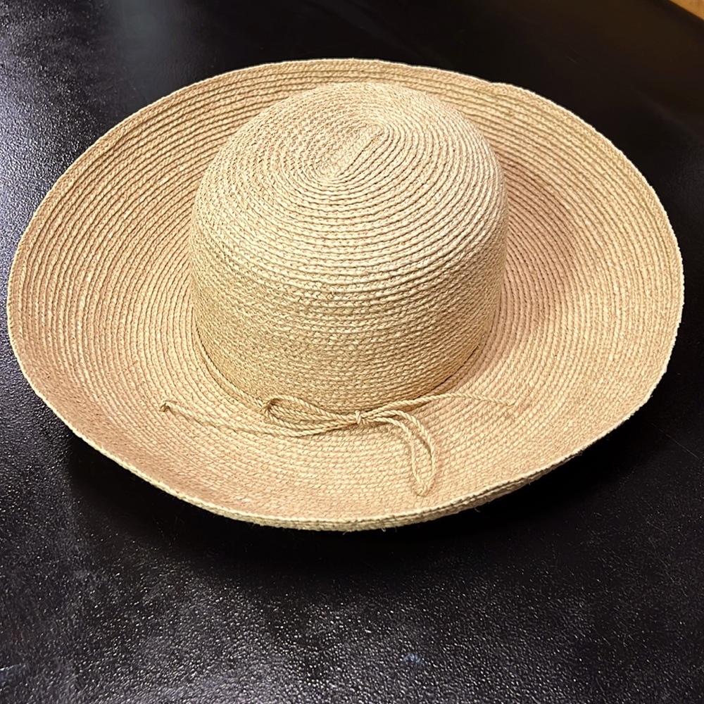 Helen Kaminski Provence 12 raffia hat